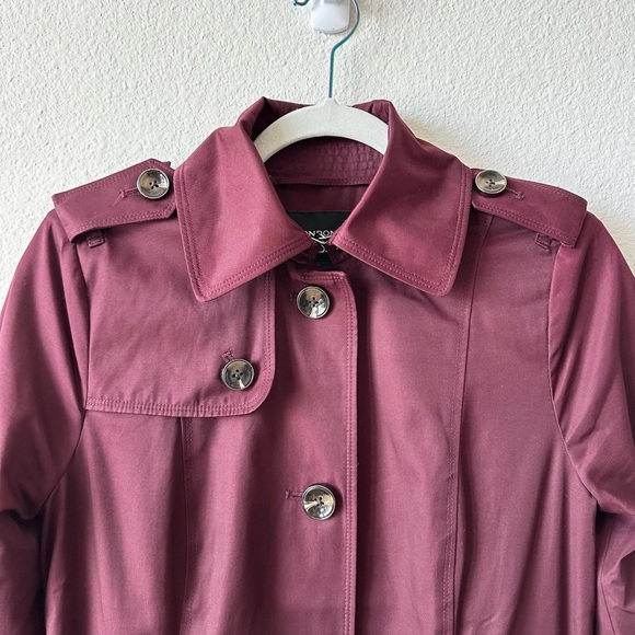 London Fog Single Breasted Button Front Maxi Burgundy Trench Coat w/ Belt Sz XXS - Picture 3 of 8